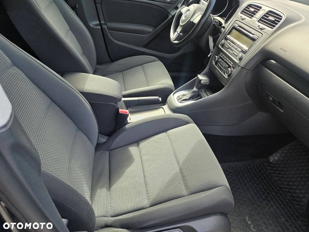 Volkswagen Golf 1.4 TSI DSG Comfortline - 24