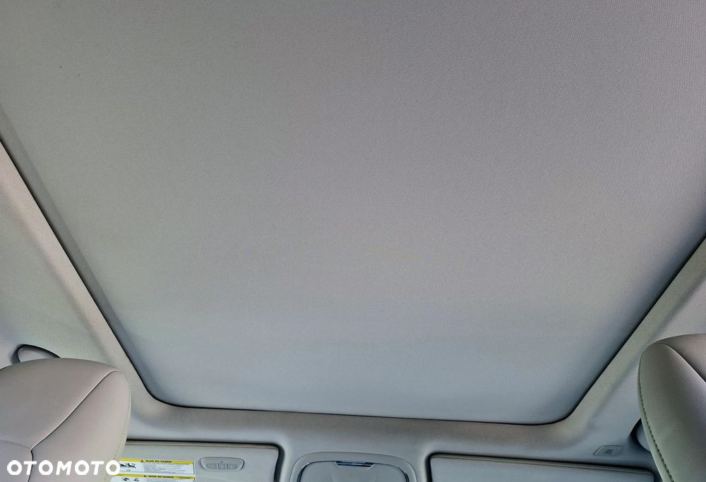 Jeep Cherokee - 33