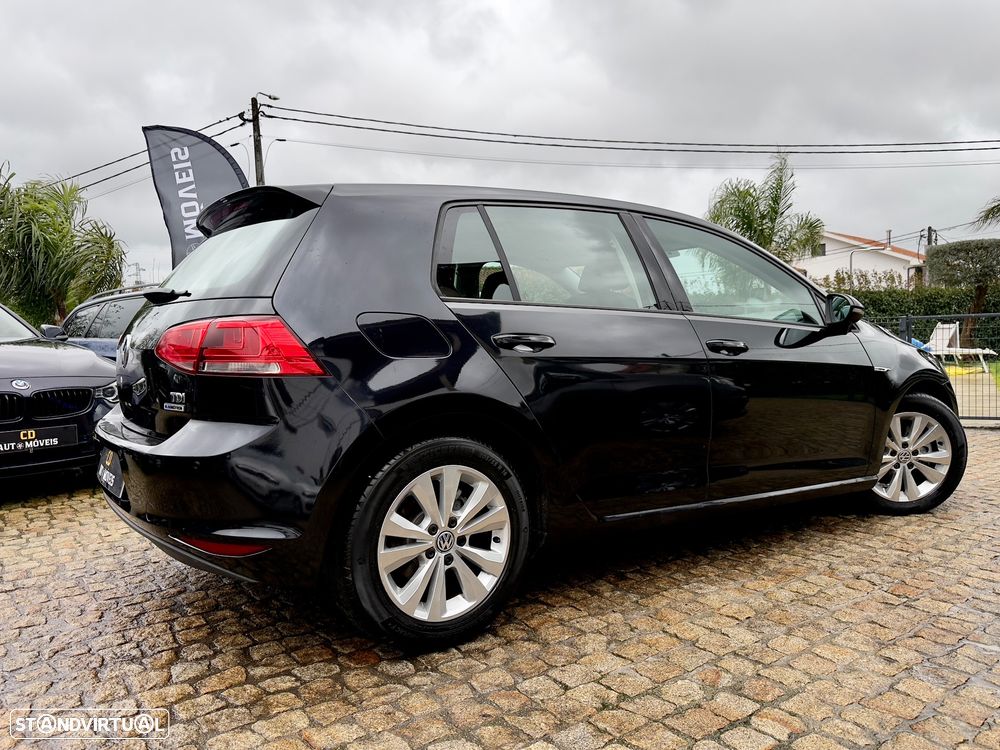 VW Golf 1.6 TDi BlueMotion Trendline - 18