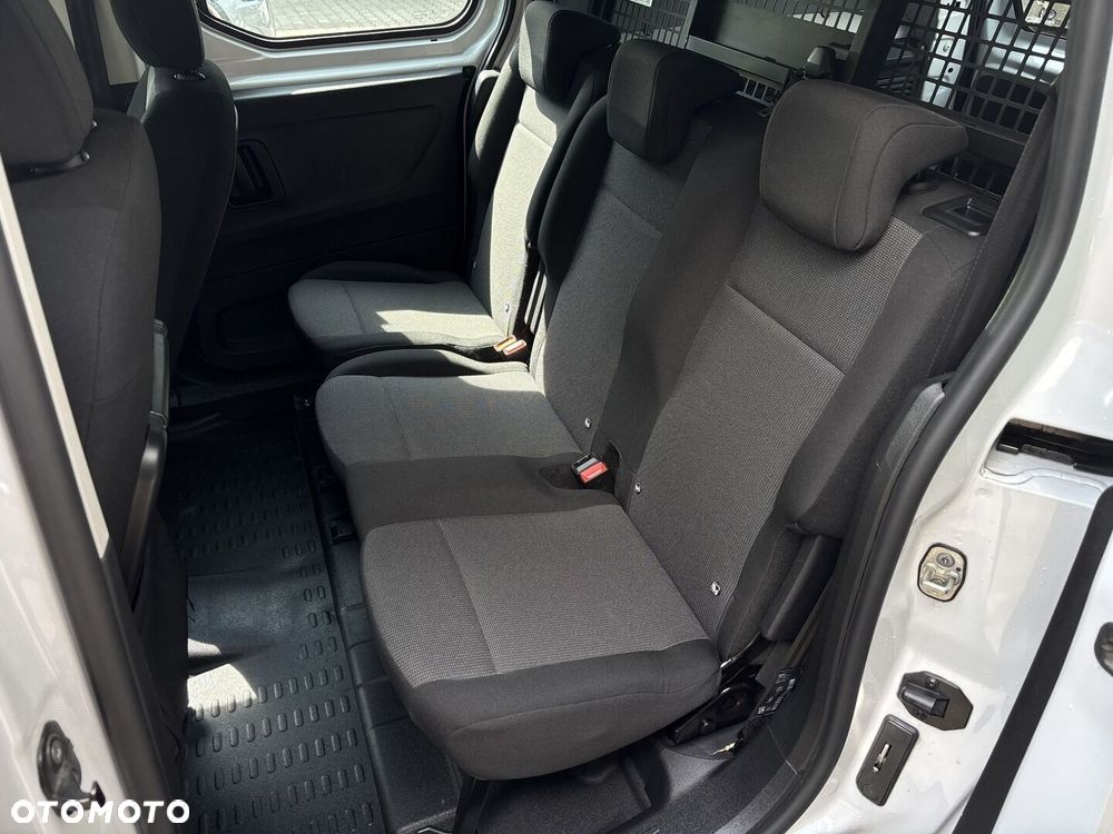 Toyota Proace City - 17