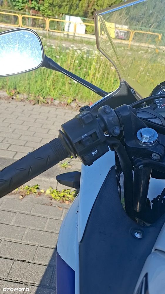 Honda CBR - 4