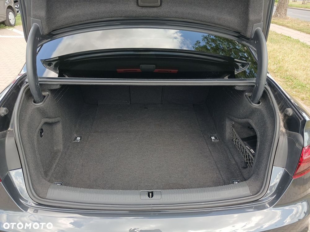 Audi A4 Limousine 35 TFSI S tronic - 26