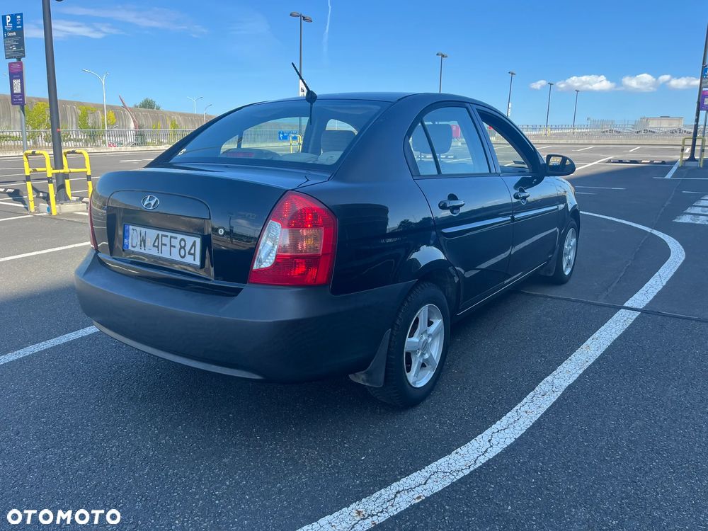 Hyundai Accent 1.4 Classic - 8