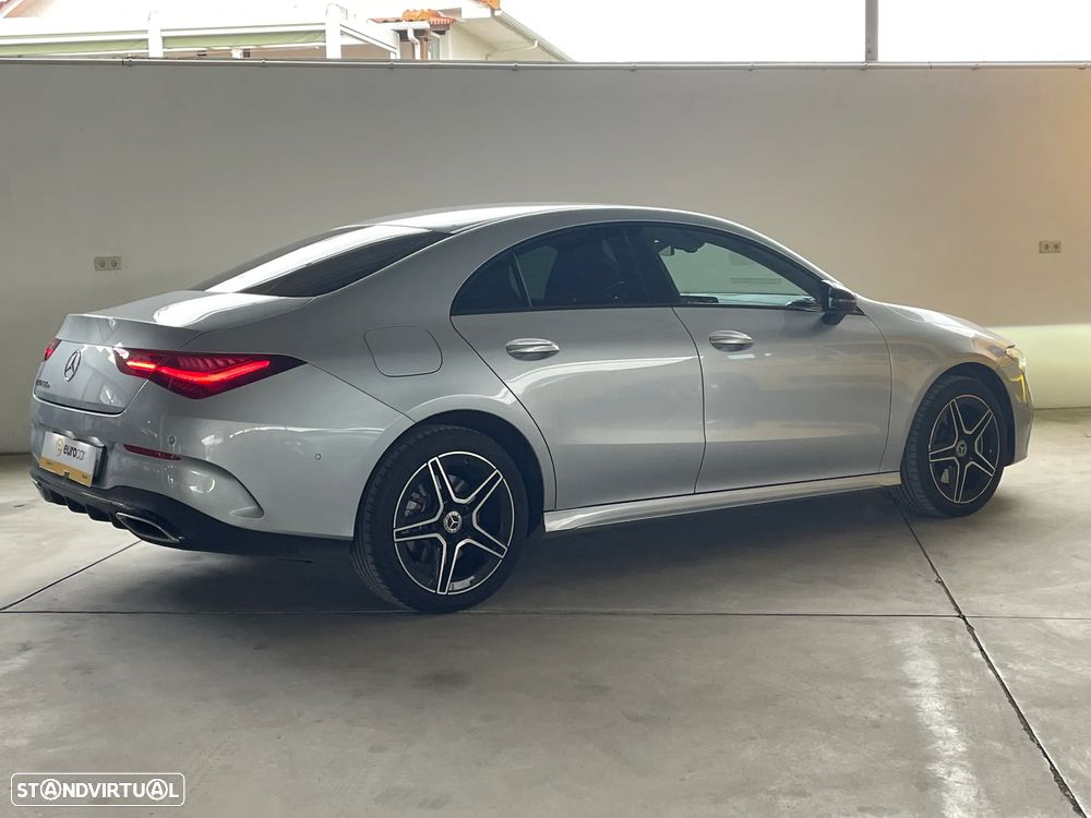 Mercedes-Benz CLA 250 e AMG Line - 3
