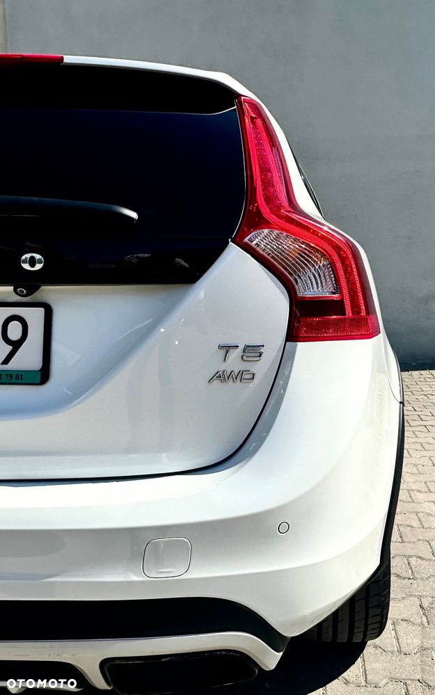 Volvo V60 Cross Country - 6