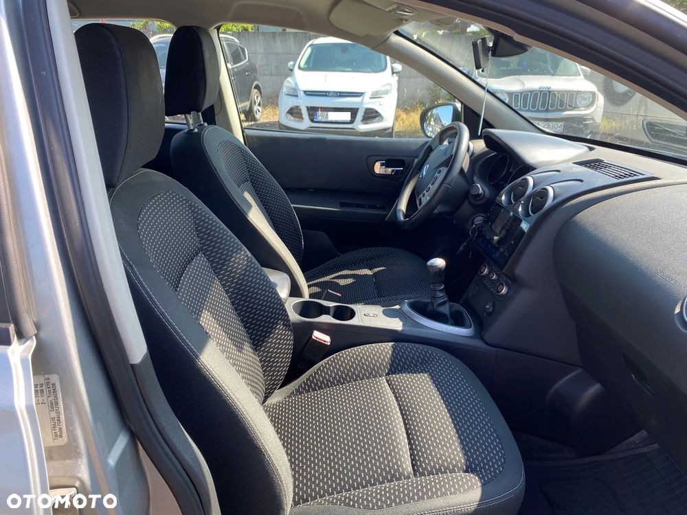 Nissan Qashqai 2.0 Acenta Pack - 16