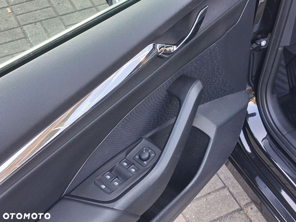Skoda Octavia 2.0 TDI 4x4 Style DSG - 26