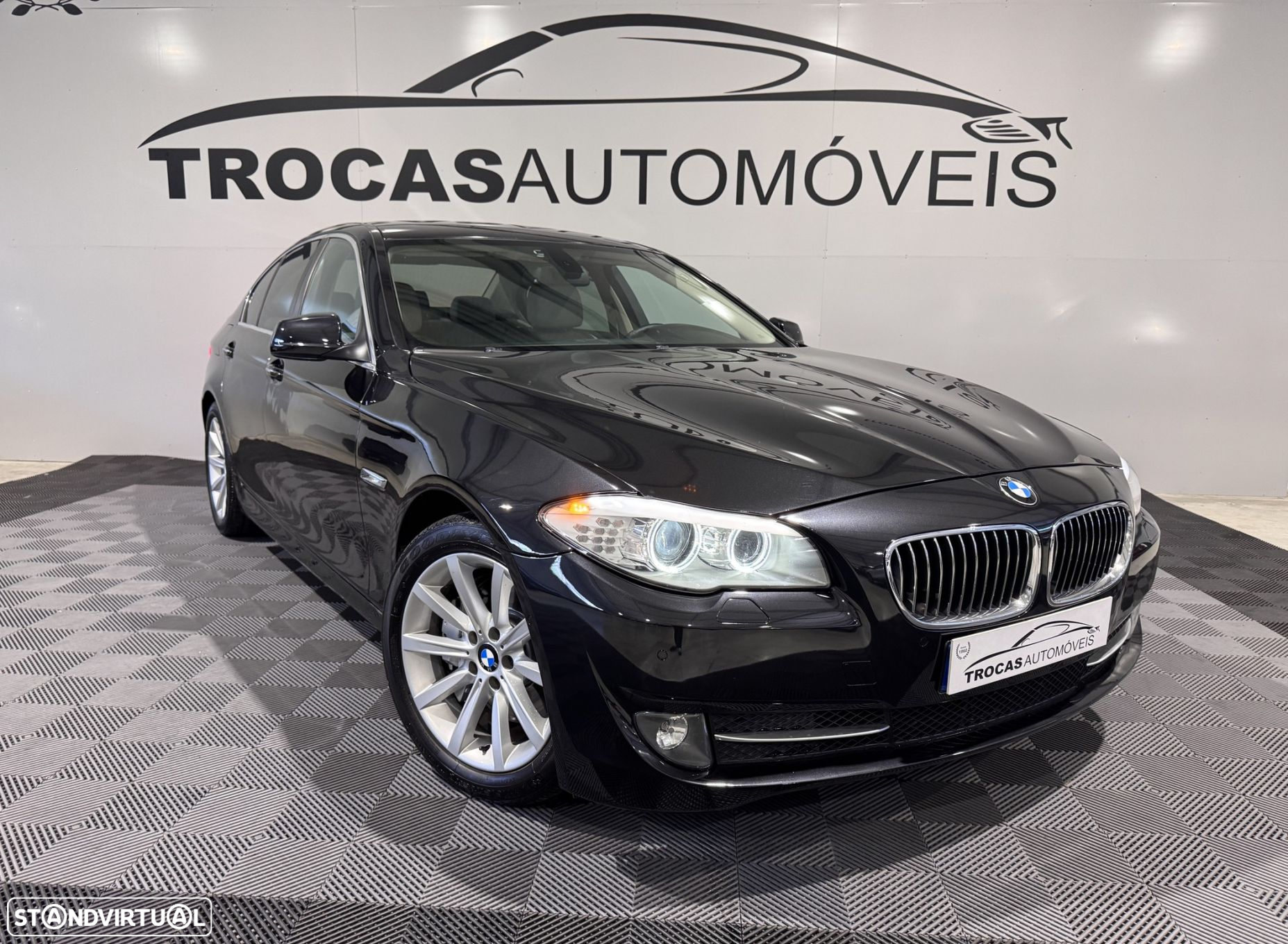 BMW 535 d Exclusive Auto - 9