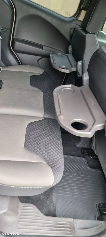 Ford Tourneo Courier 1.0 EcoBoost Trend - 22