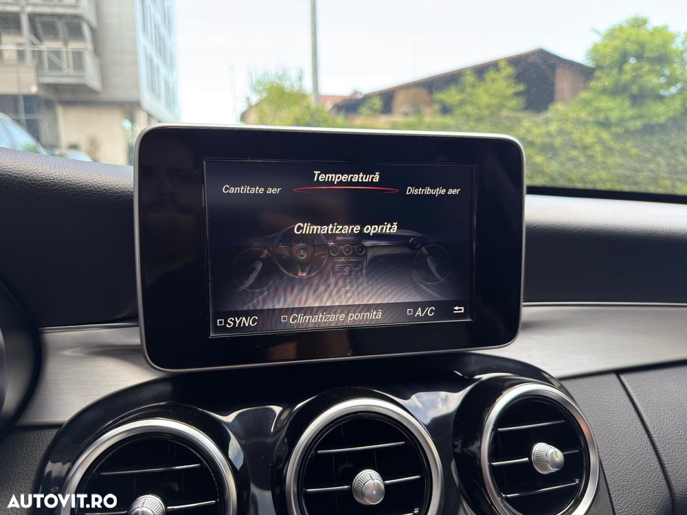 Mercedes-Benz C 220 d 4MATIC 9G-TRONIC - 38