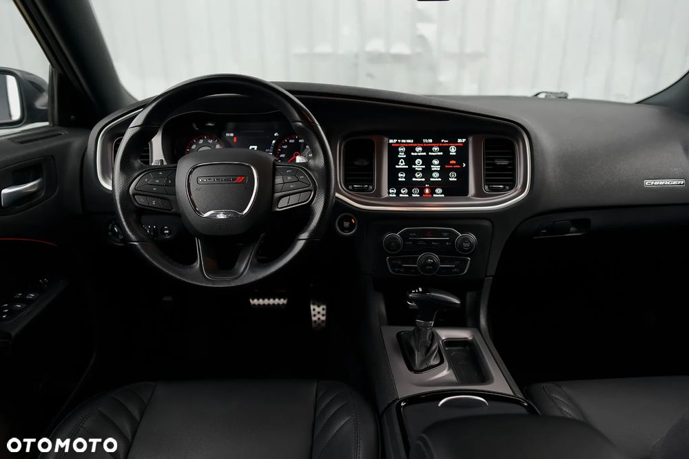 Dodge Charger 3.6 GT - 38