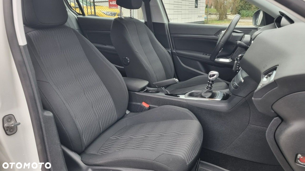 Peugeot 308 - 15