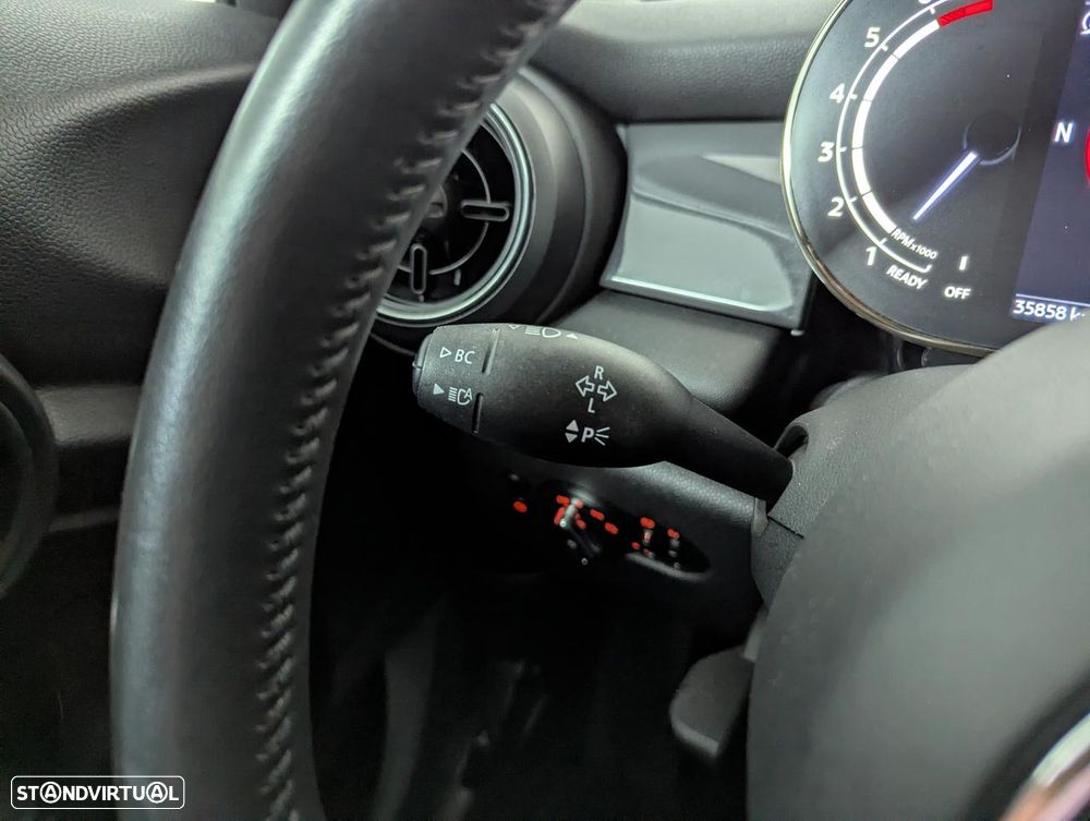 MINI 5 Portas Cooper Camden Edition - 7