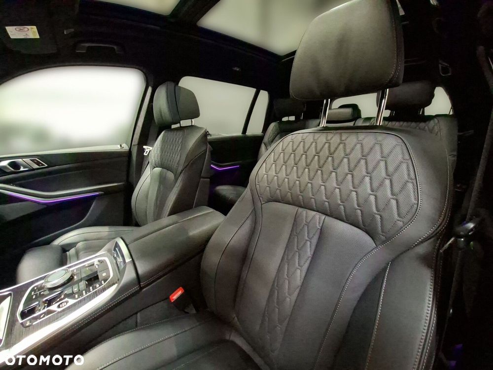 BMW X7 - 13