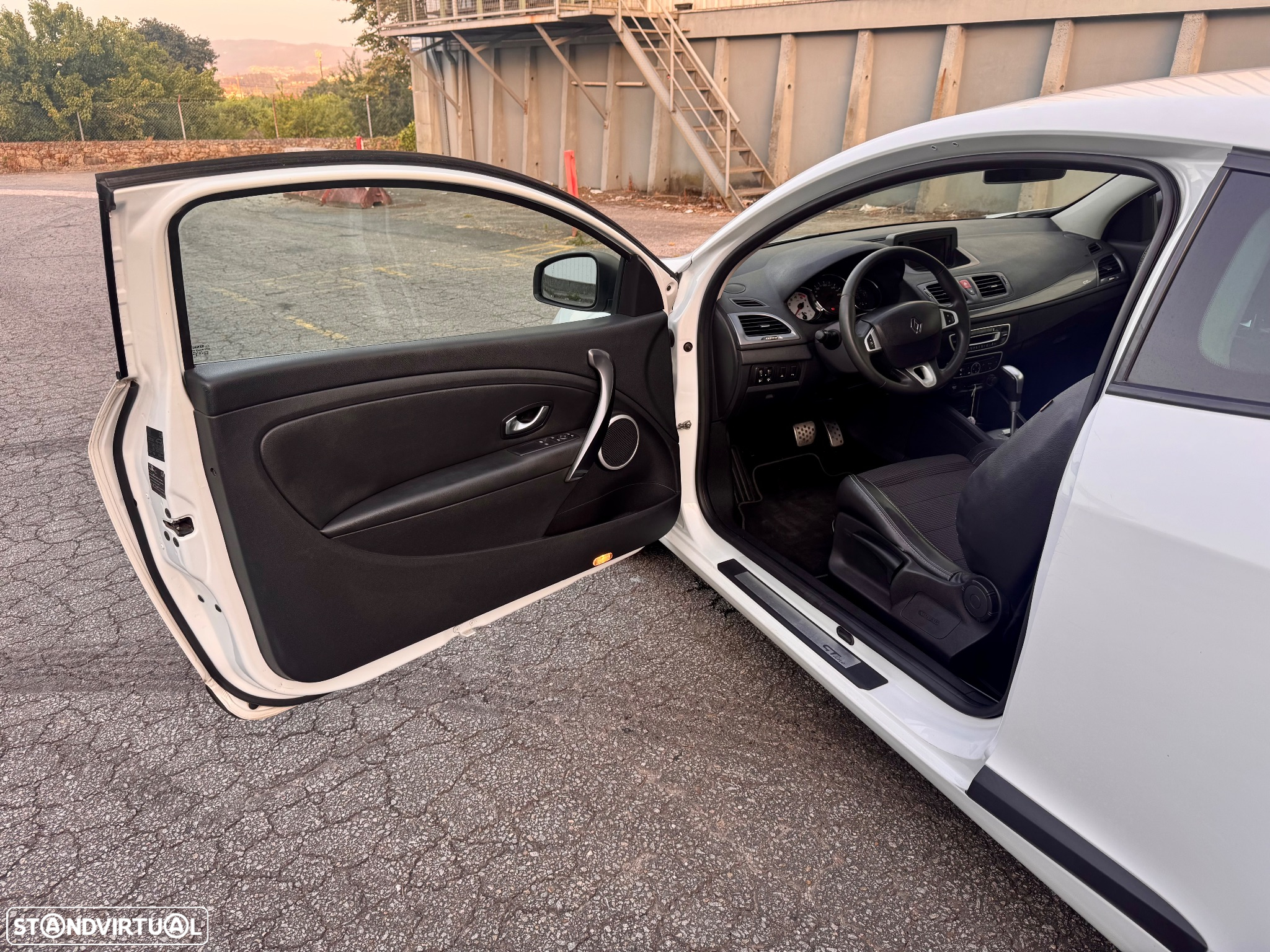 Renault Mégane Coupe 1.5 dCi GT Line EDC - 21