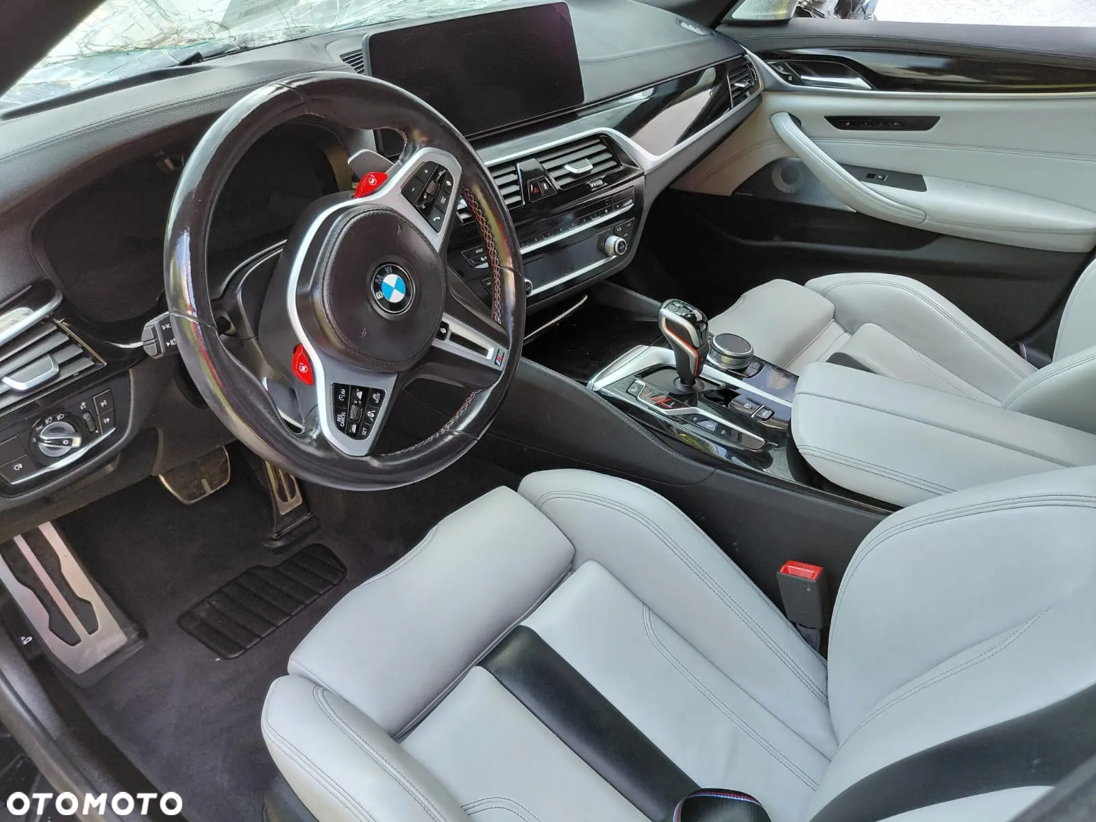 BMW M5 Competition - 12