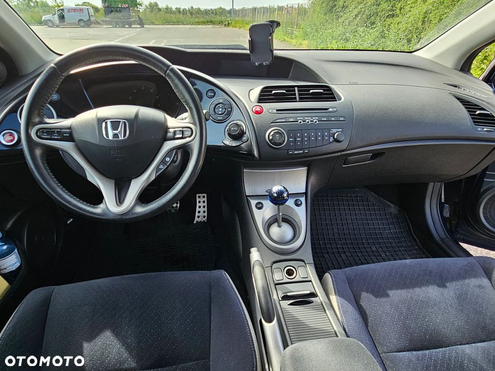 Honda Civic 1.8i-VTEC Sport - 8