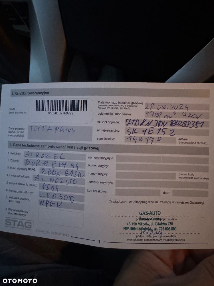 Toyota Prius (Hybrid) - 16