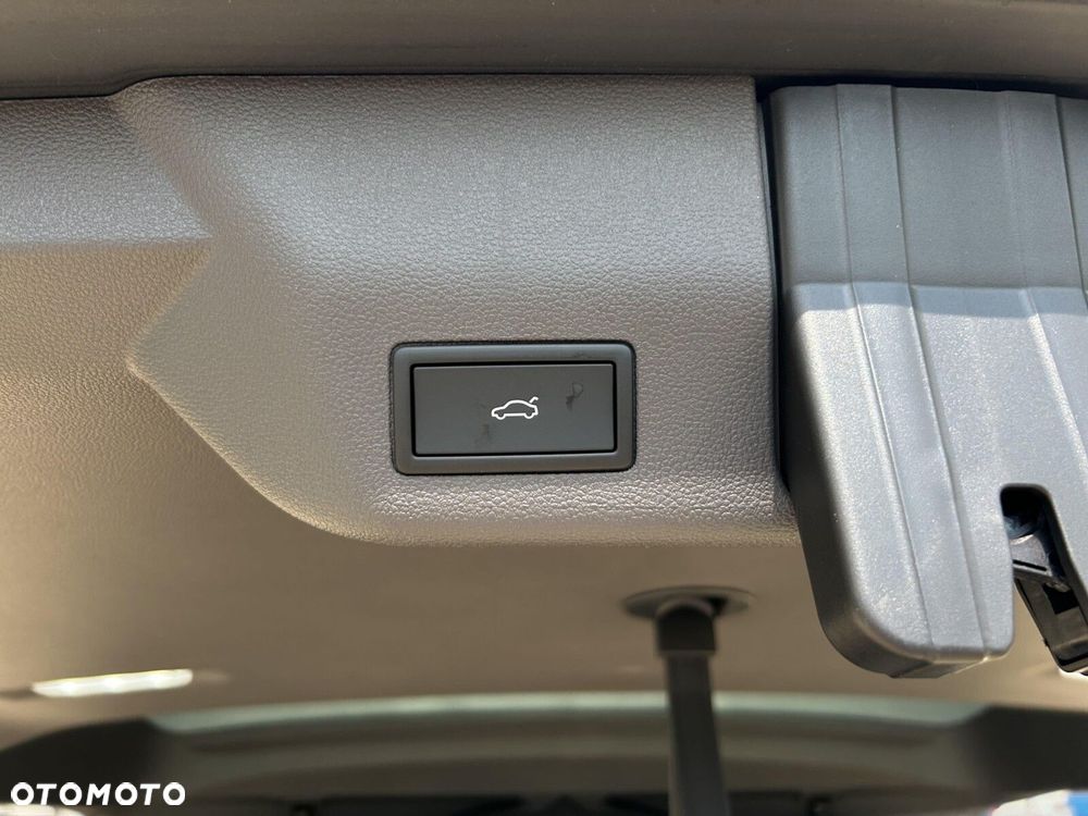 Volkswagen California - 35