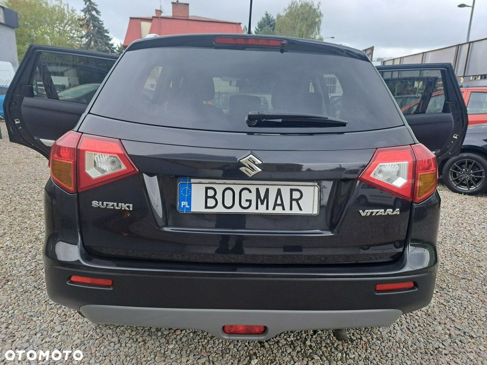 Suzuki Vitara 1.6 Comfort 2WD - 11