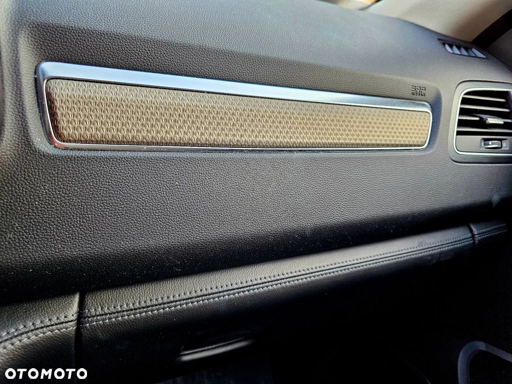 Renault Koleos 2.0 dCi Initiale Paris 4x4 X-Tronic - 11