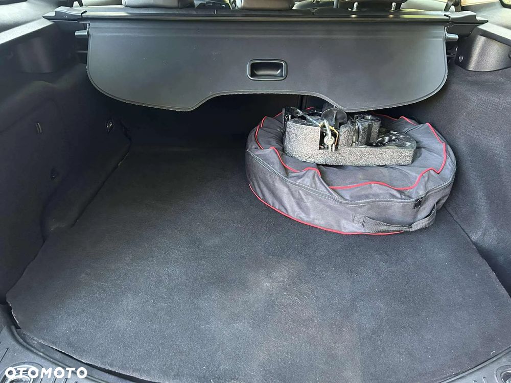 Ford Mondeo - 8