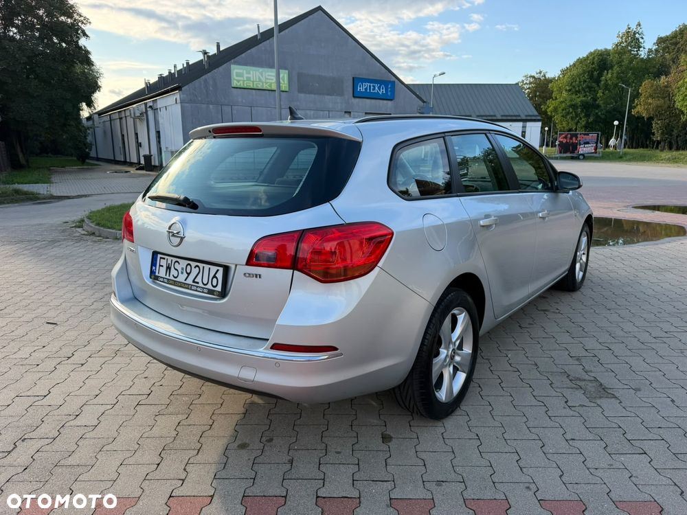 Opel Astra - 4