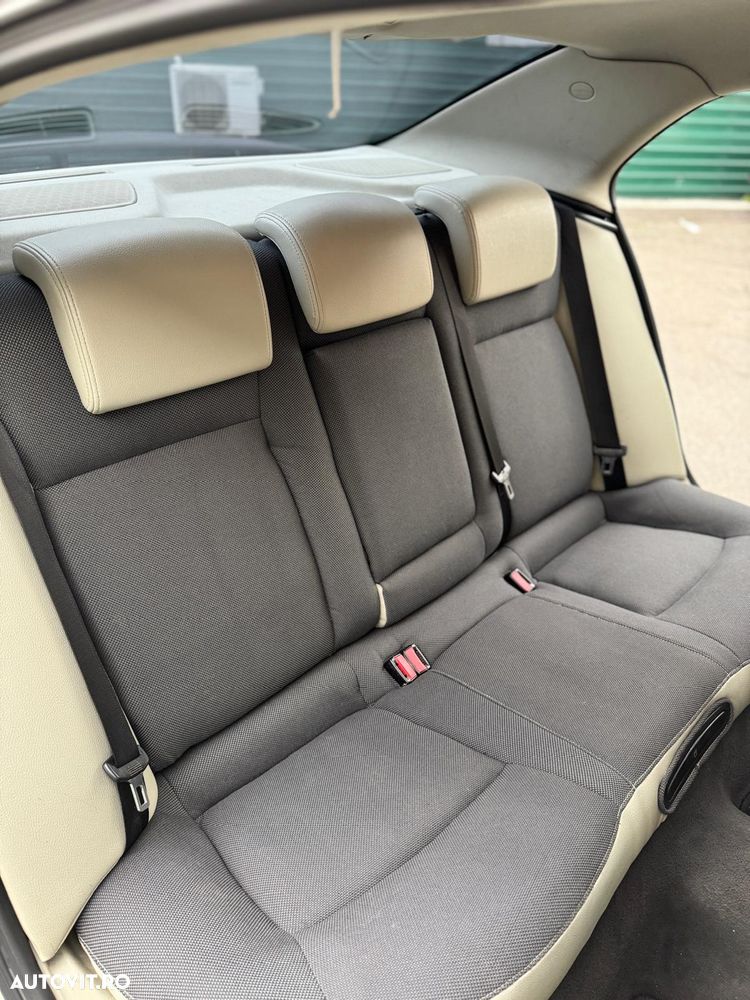 Saab 9-3 1.9BTiDS PF Vector Sport Aut - 7