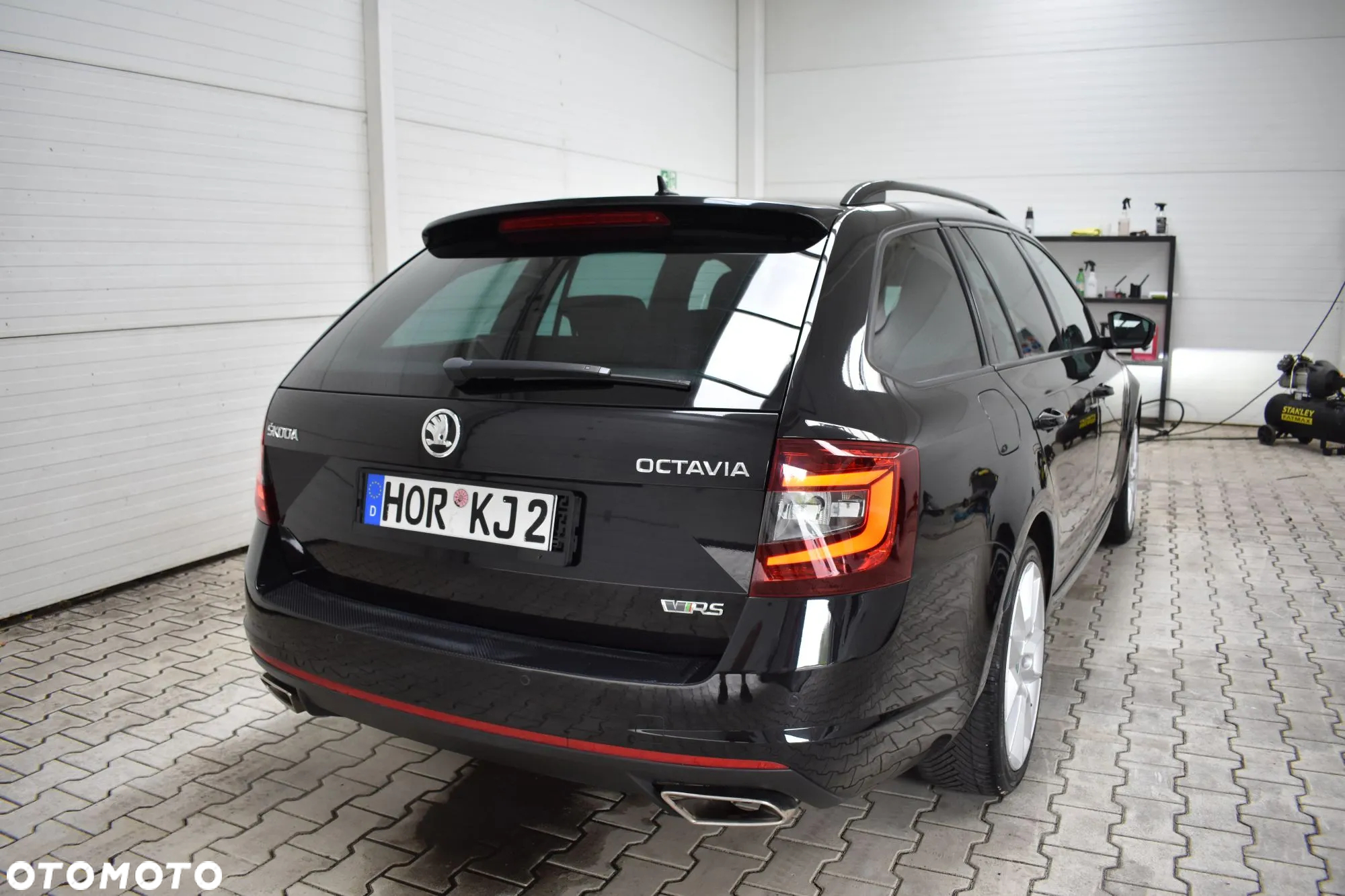 Skoda Octavia Combi 2.0 TSI RS - 12