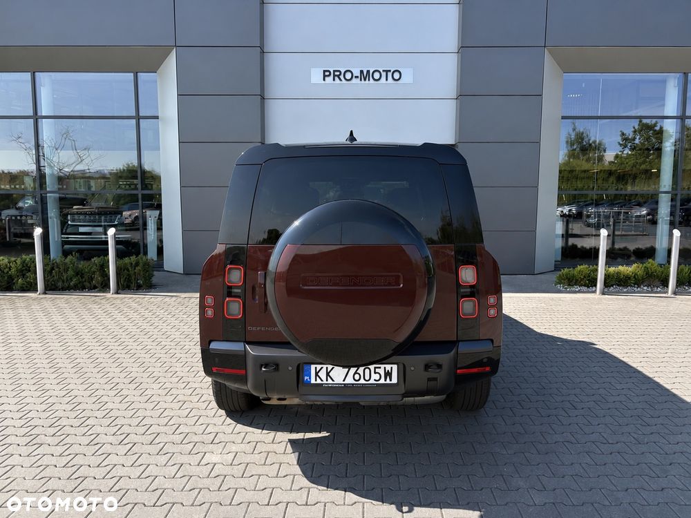 Land Rover Defender 130 D250 X-Dynamic SE - 6