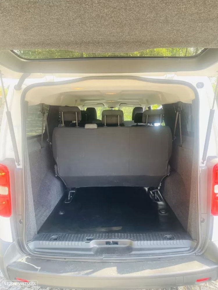Peugeot Expert 2.0 BlueHDi L3H1 Semi-Vidrado - 18
