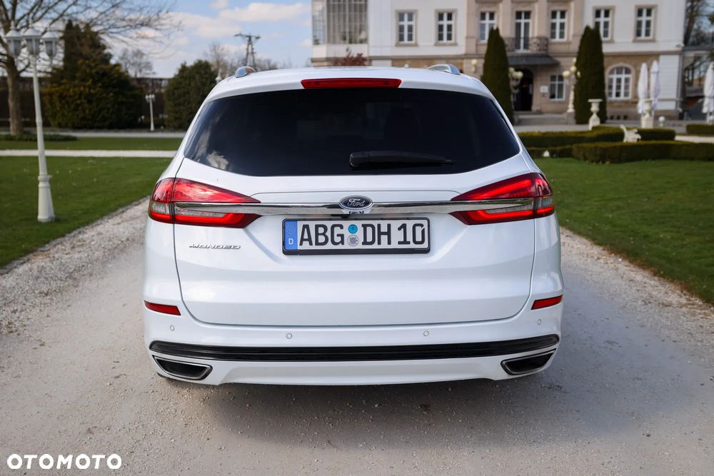 Ford Mondeo 2.0 EcoBlue Titanium - 11
