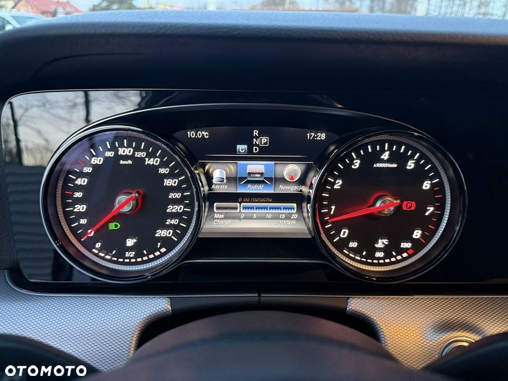 Mercedes-Benz Klasa E - 19