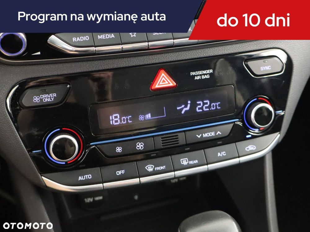 Hyundai IONIQ - 14