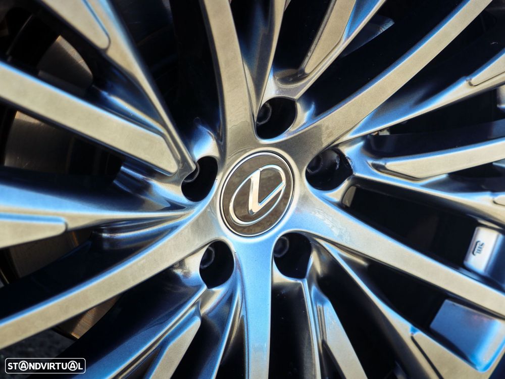 Lexus RZ 450e Luxury Bi-Tone - 20