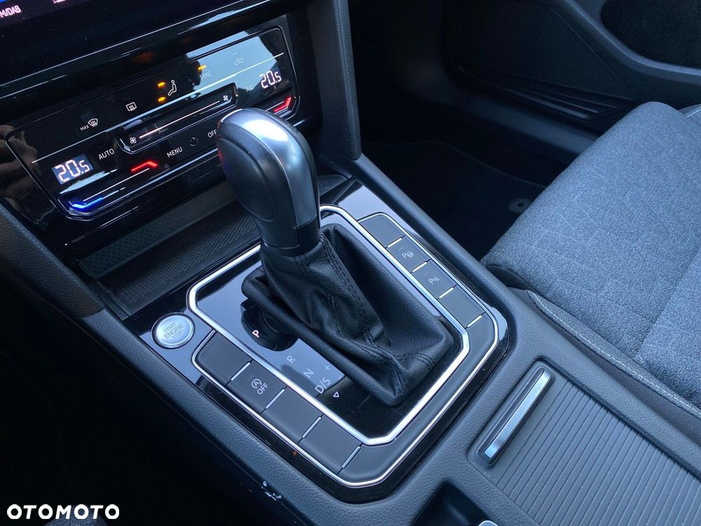 Volkswagen Passat 2023