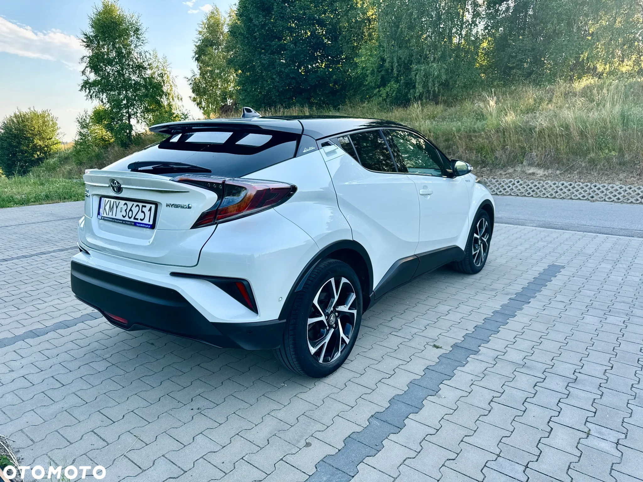 Toyota C-HR 1.8 Hybrid GPF Selection - 2