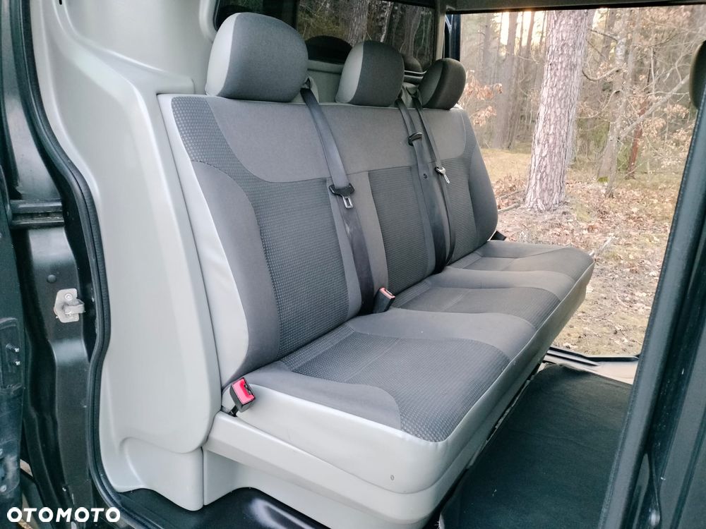 Opel vivaro - 27