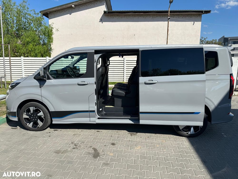 Ford Tourneo Custom Bus 320L 2.0 EcoBlue 170 CP 8AT L2H1 AWD Sport - 4