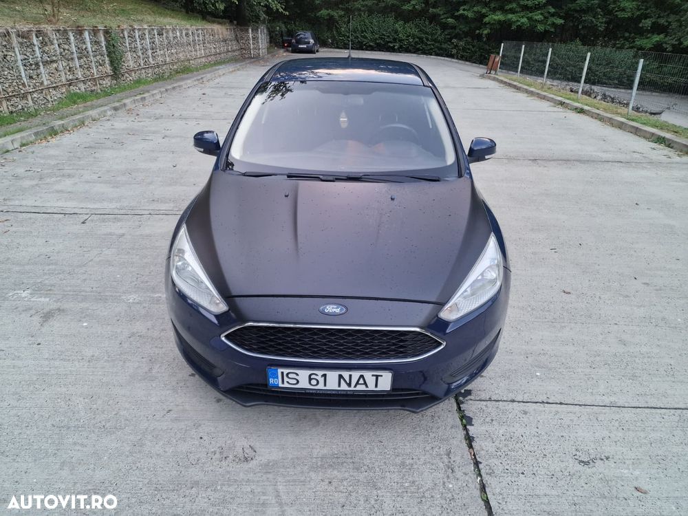 Ford Focus - 1
