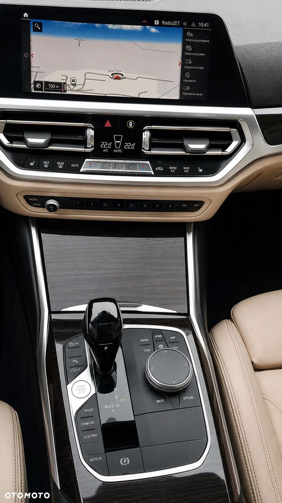 BMW Seria 3 330i Luxury Line sport - 15
