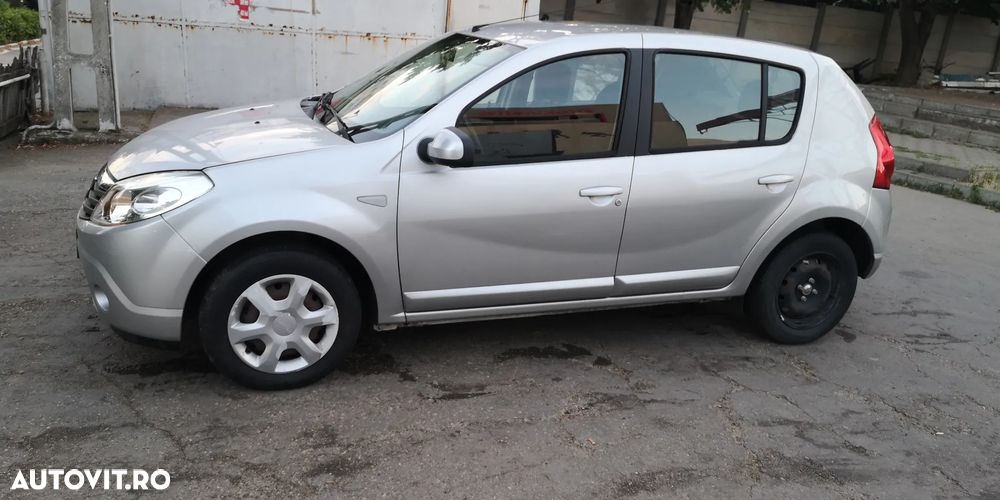 Dacia Sandero 1.2 16V Smile! - 9