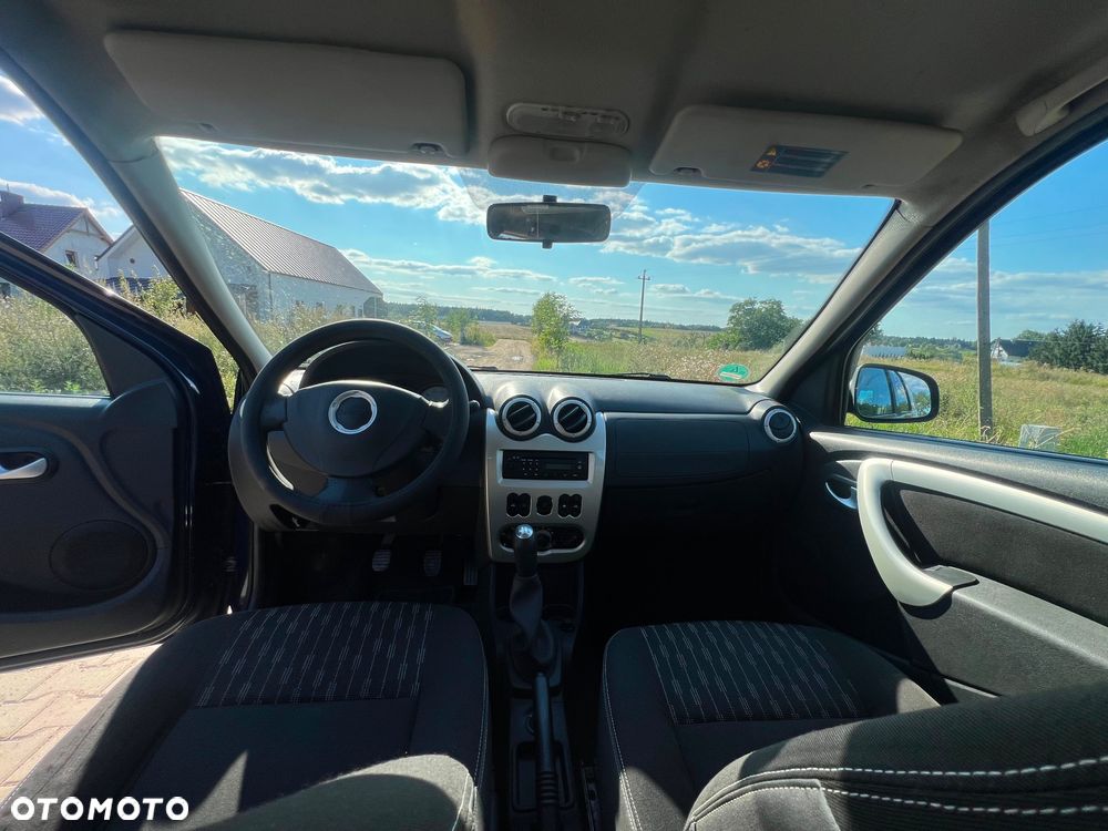 Dacia Logan - 3