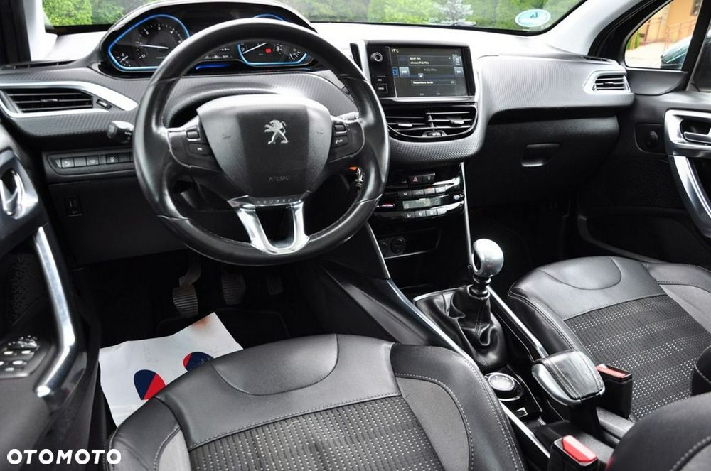 Peugeot 2008 - 37