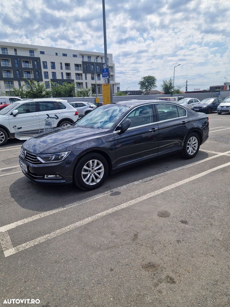 Volkswagen Passat 2.0 TDI DSG Comfortline - 2