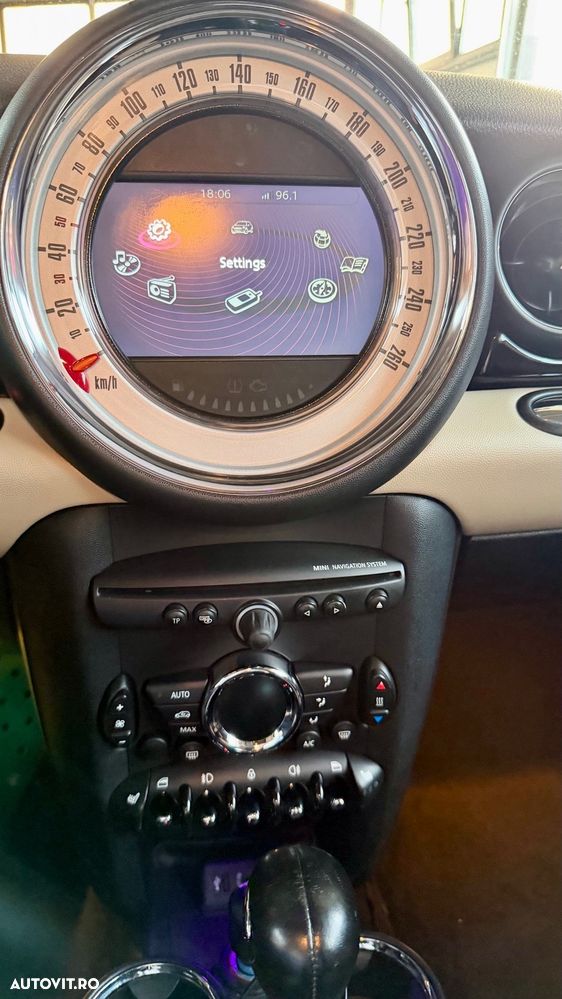 Mini Cooper D AT - 14