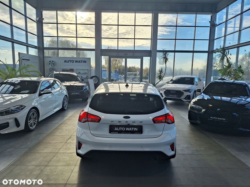 Ford Focus 1.0 EcoBoost Trend Edition - 14