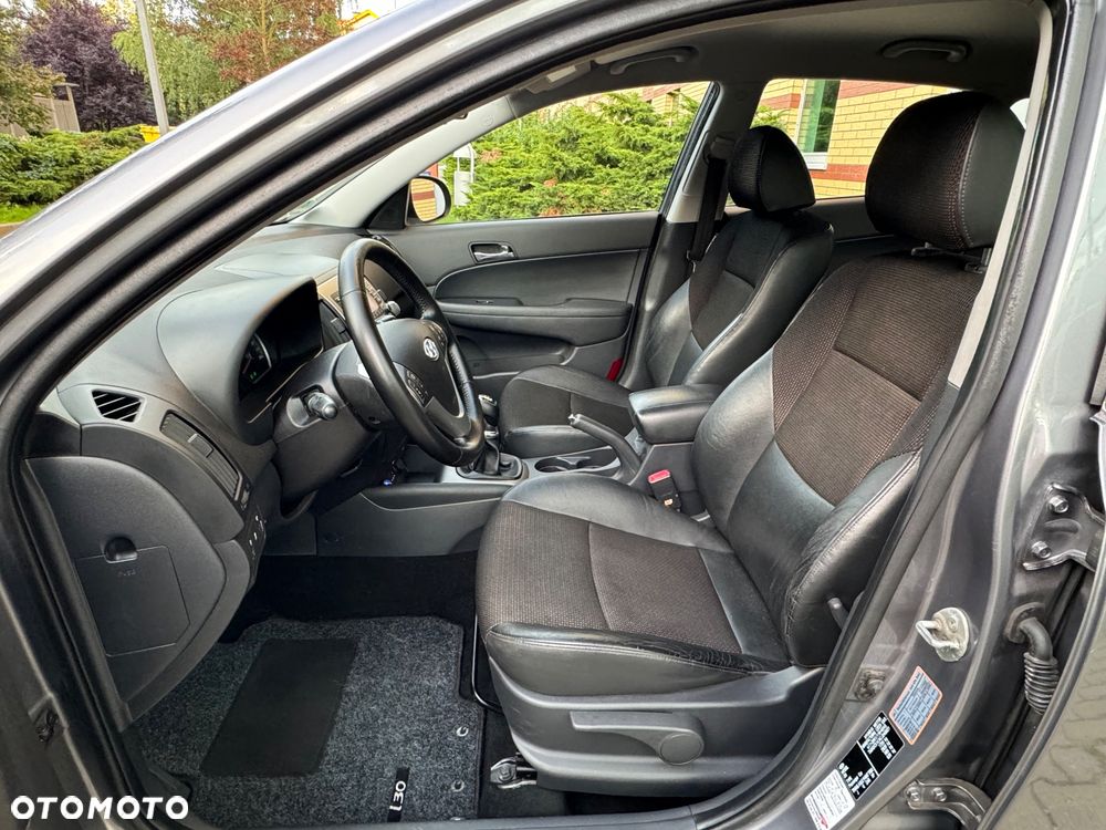 Hyundai i30 1.4 Edition Plus - 19