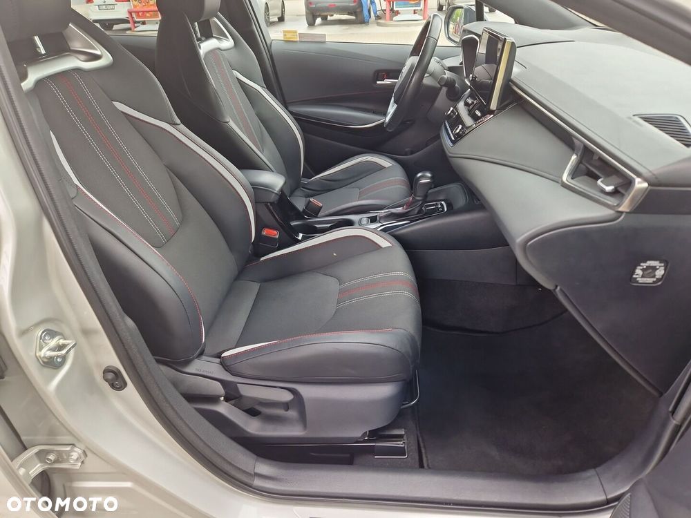 Toyota Corolla 1.8 Hybrid GR Sport - 9