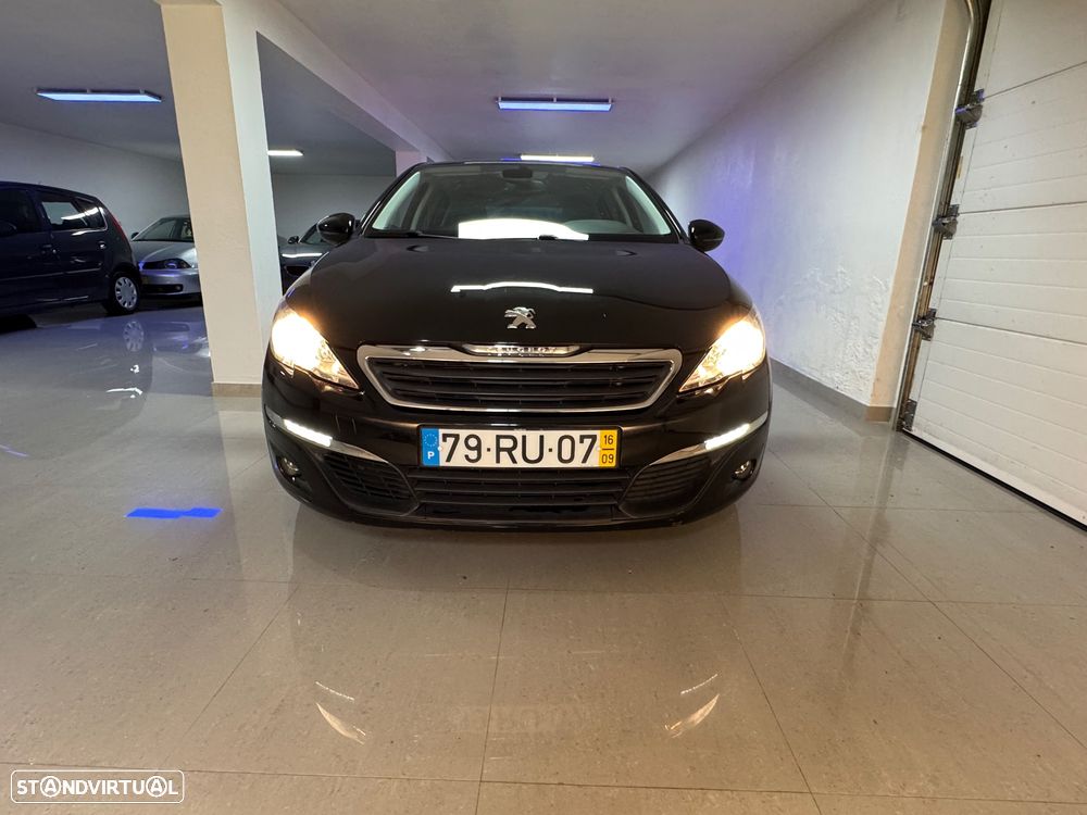 Peugeot 308 1.6 BlueHDi Allure J17 - 27